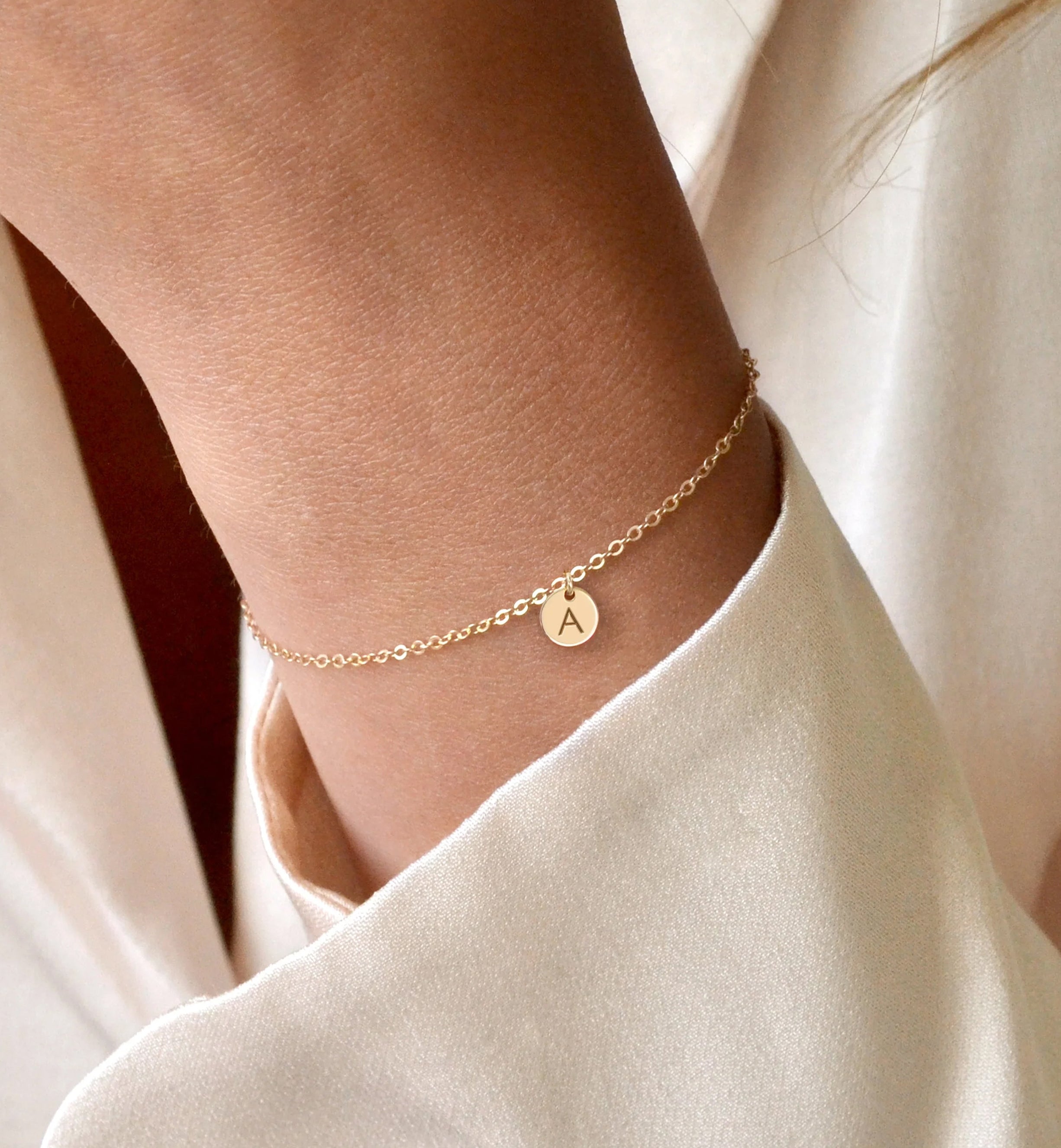 Akela Tiny Disk Bracelet