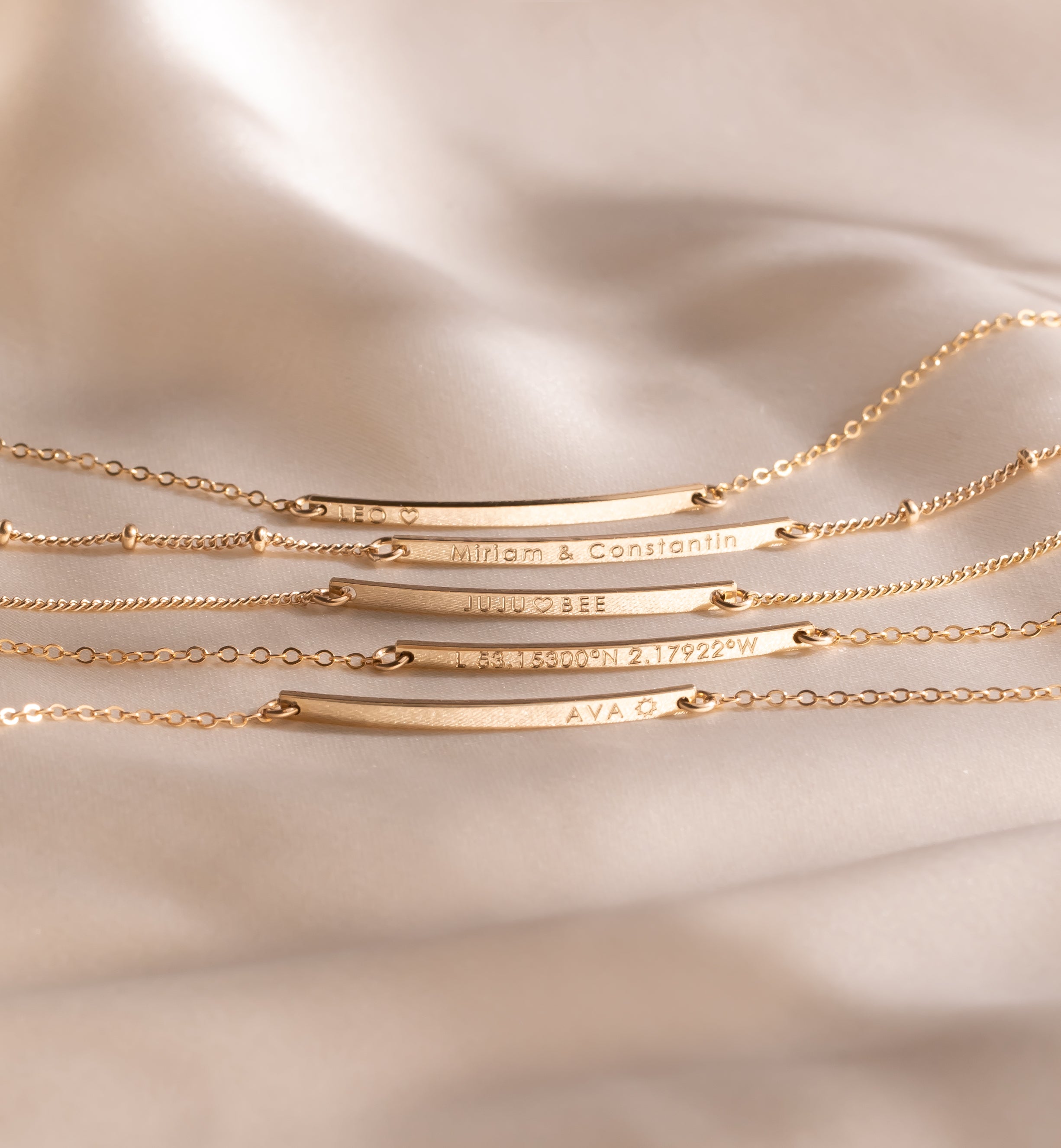 Bella Tiny Bar Bracelet