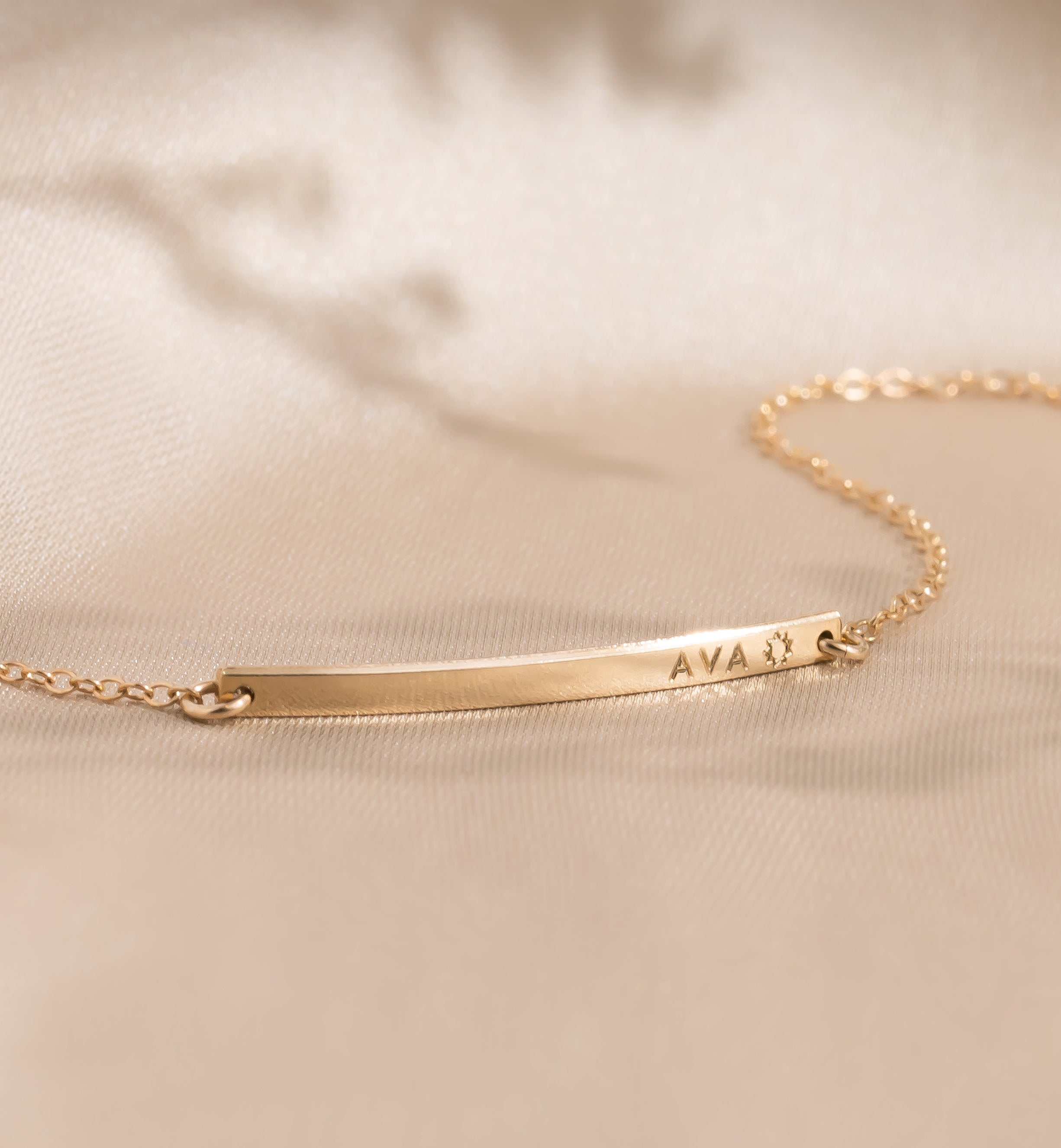 Bella Tiny Bar Bracelet