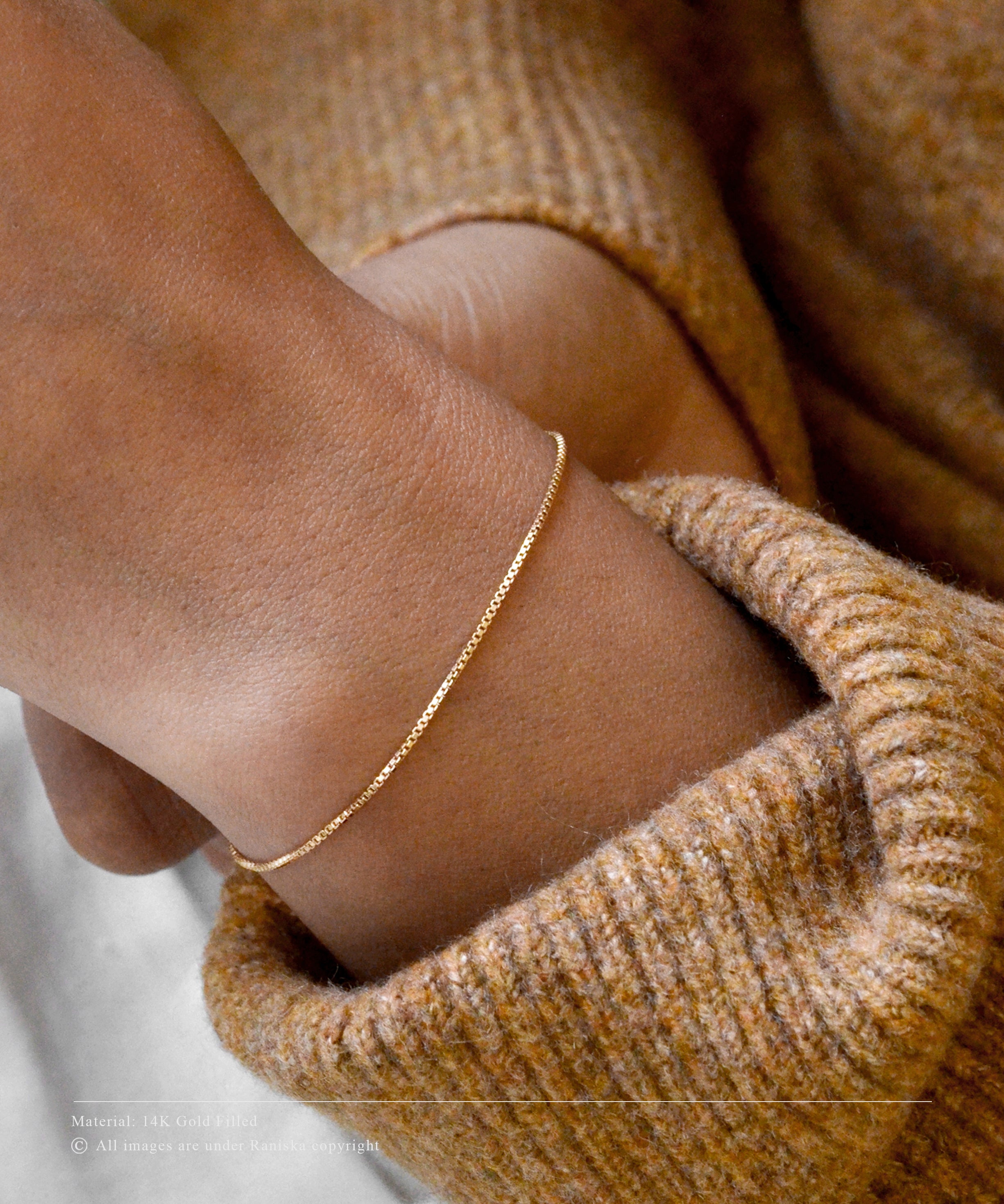 Thin chain bracelet deals gold